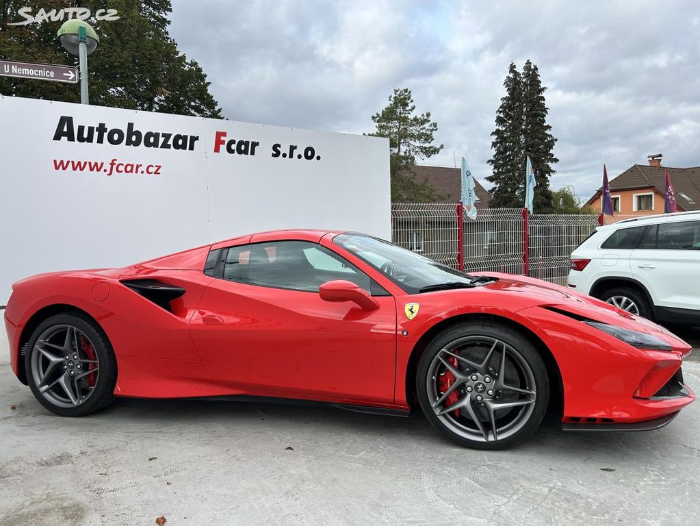 Ferrari F8