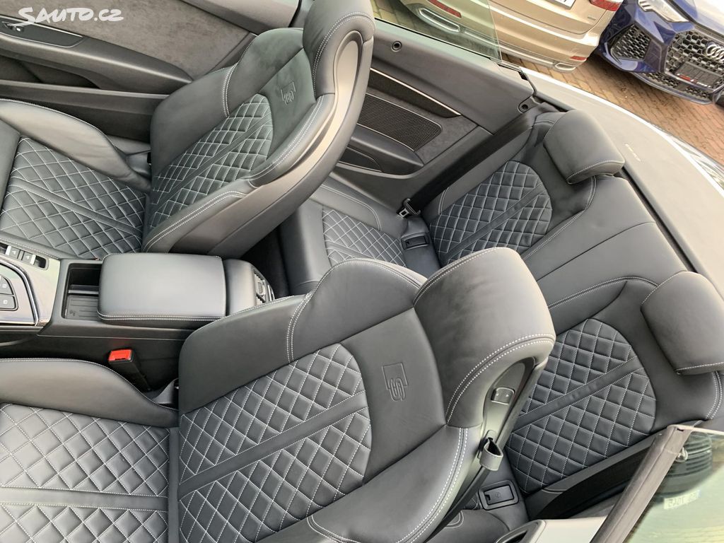 Audi S5