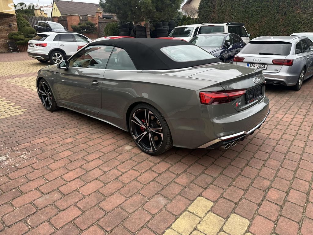 Audi S5