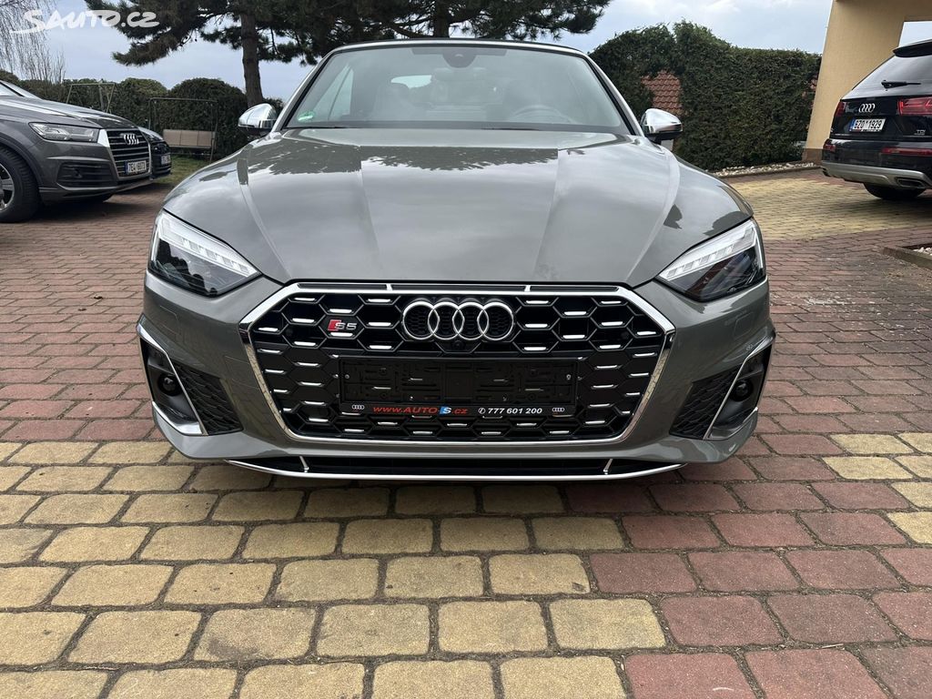 Audi S5
