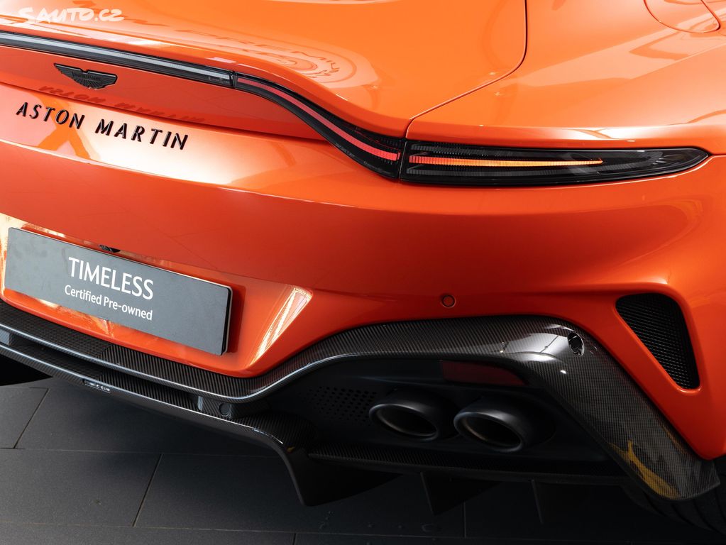 Aston Martin V8 Vantage