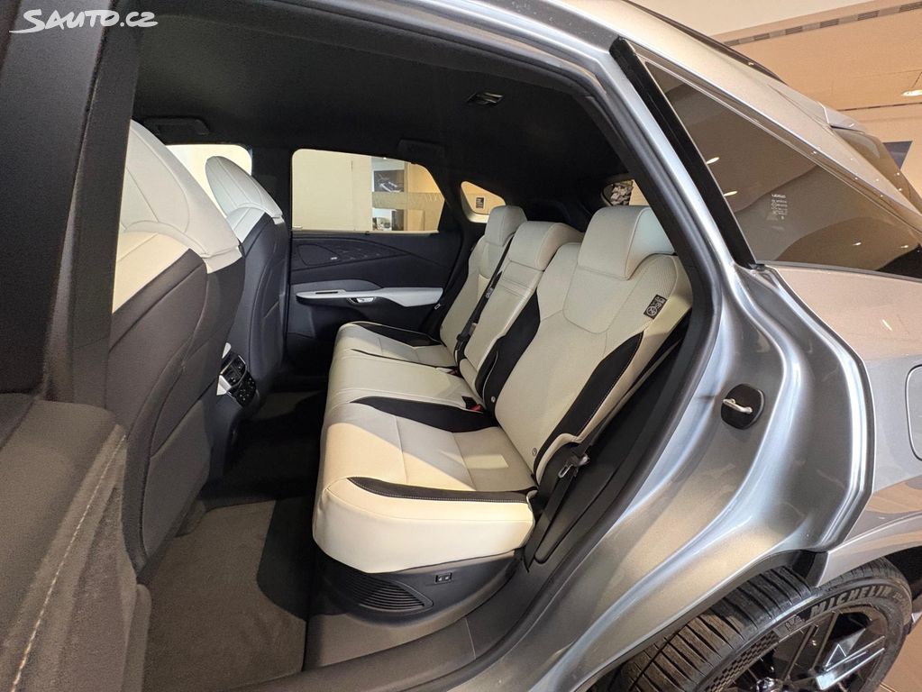Lexus RX 500h