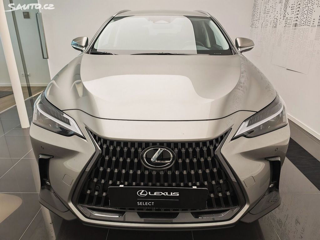 Lexus NX 450h+