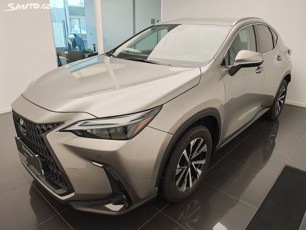 Lexus NX 450h+