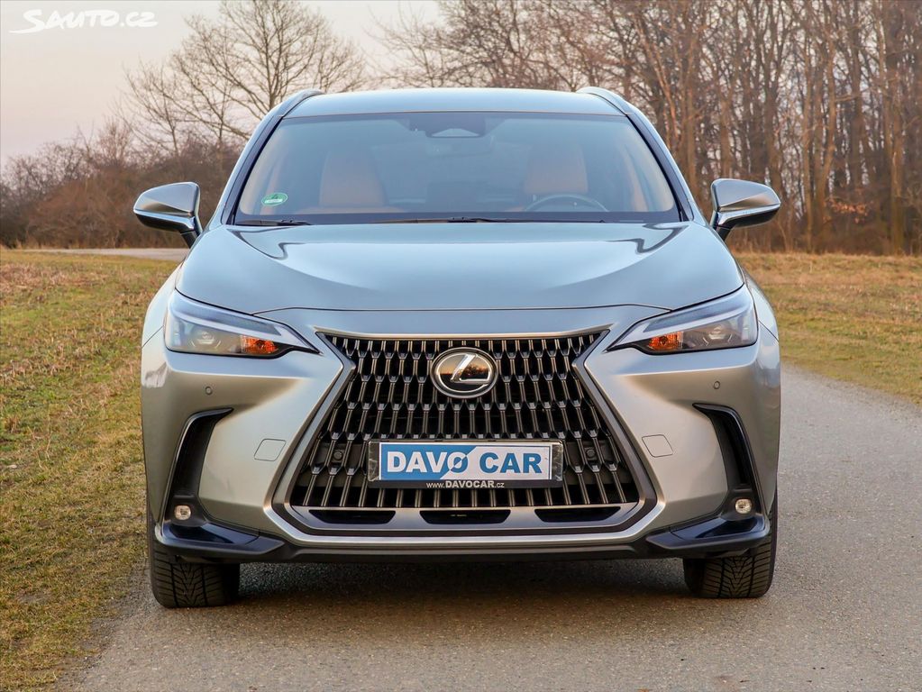 Lexus NX 450h+