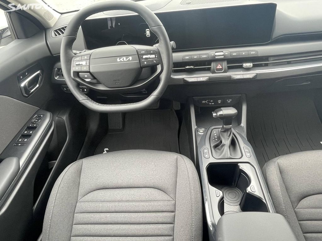 Kia K4