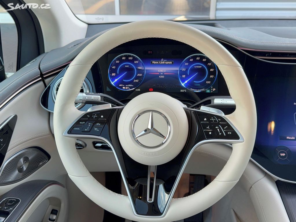 Mercedes-Benz EQS