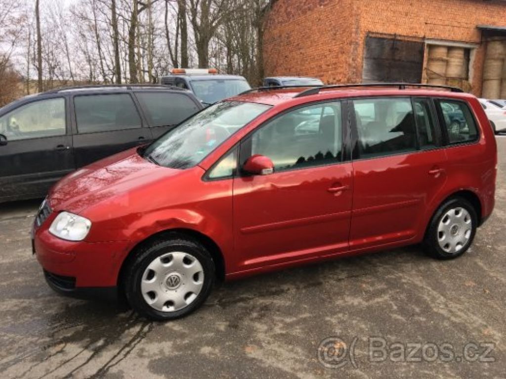 Volkswagen Touran, 1.9 TDI 77KW 7-MÍST - fotka 2