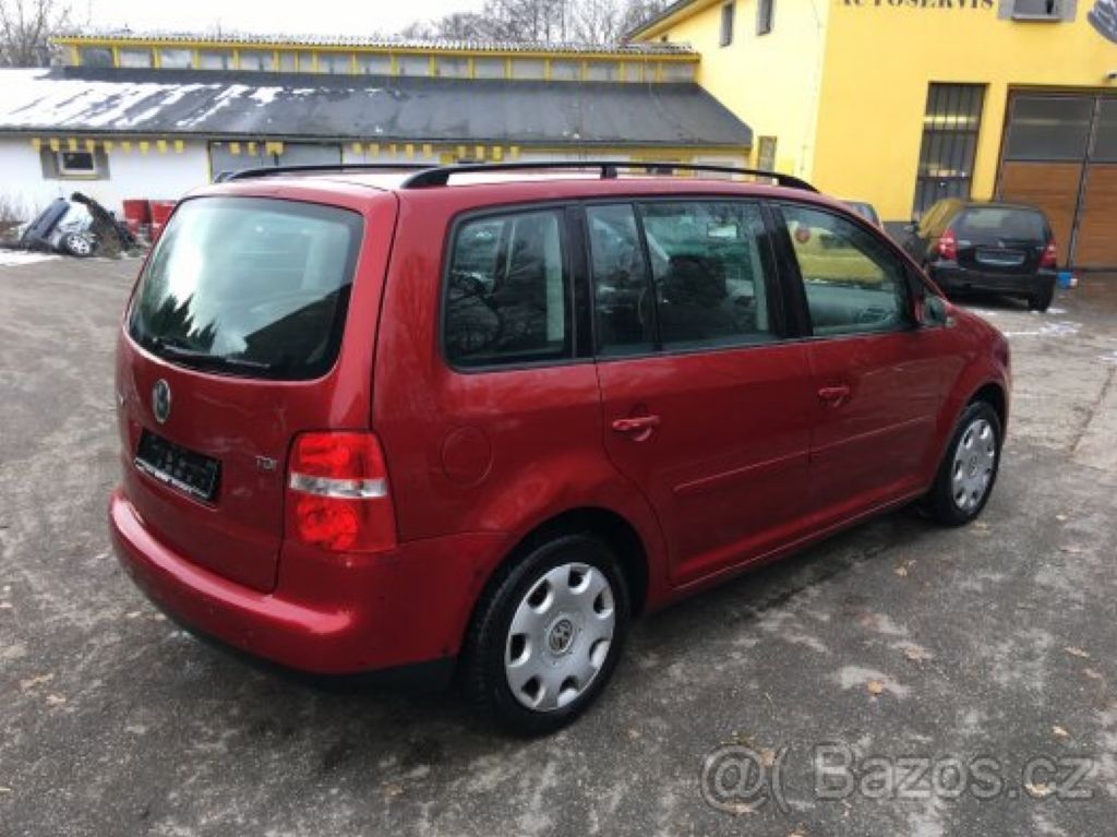 Volkswagen Touran, 1.9 TDI 77KW 7-MÍST - fotka 5