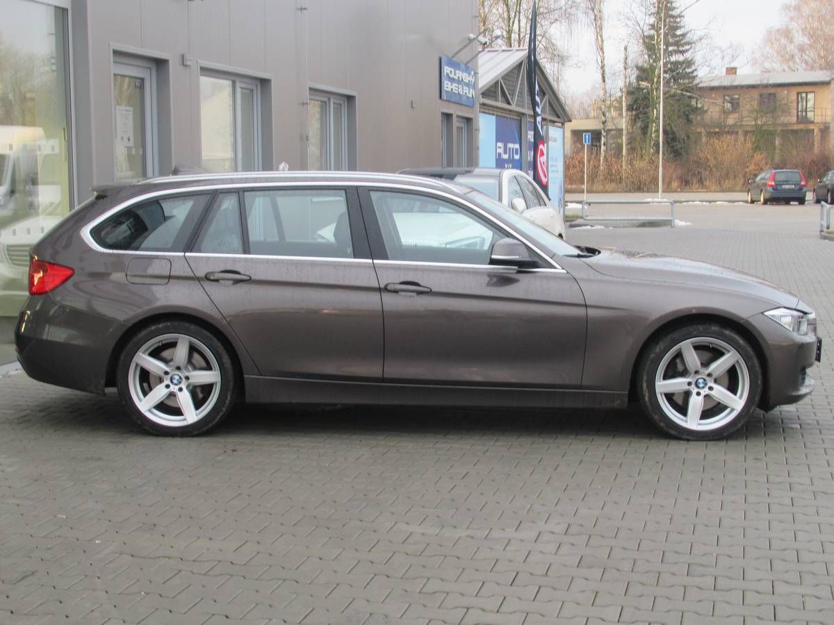 BMW Řada 3, 330d 190KW xDrive! NOVÝ MOTOR! - fotka 4