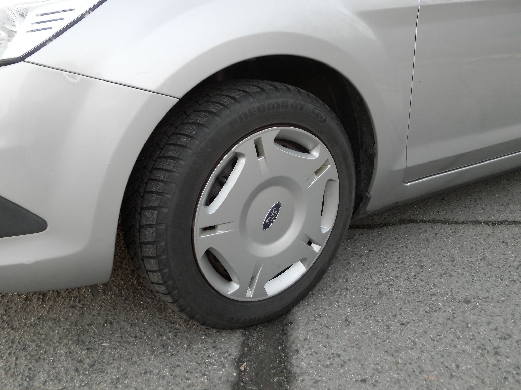 Ford Focus, 1,6,16V - fotka 6