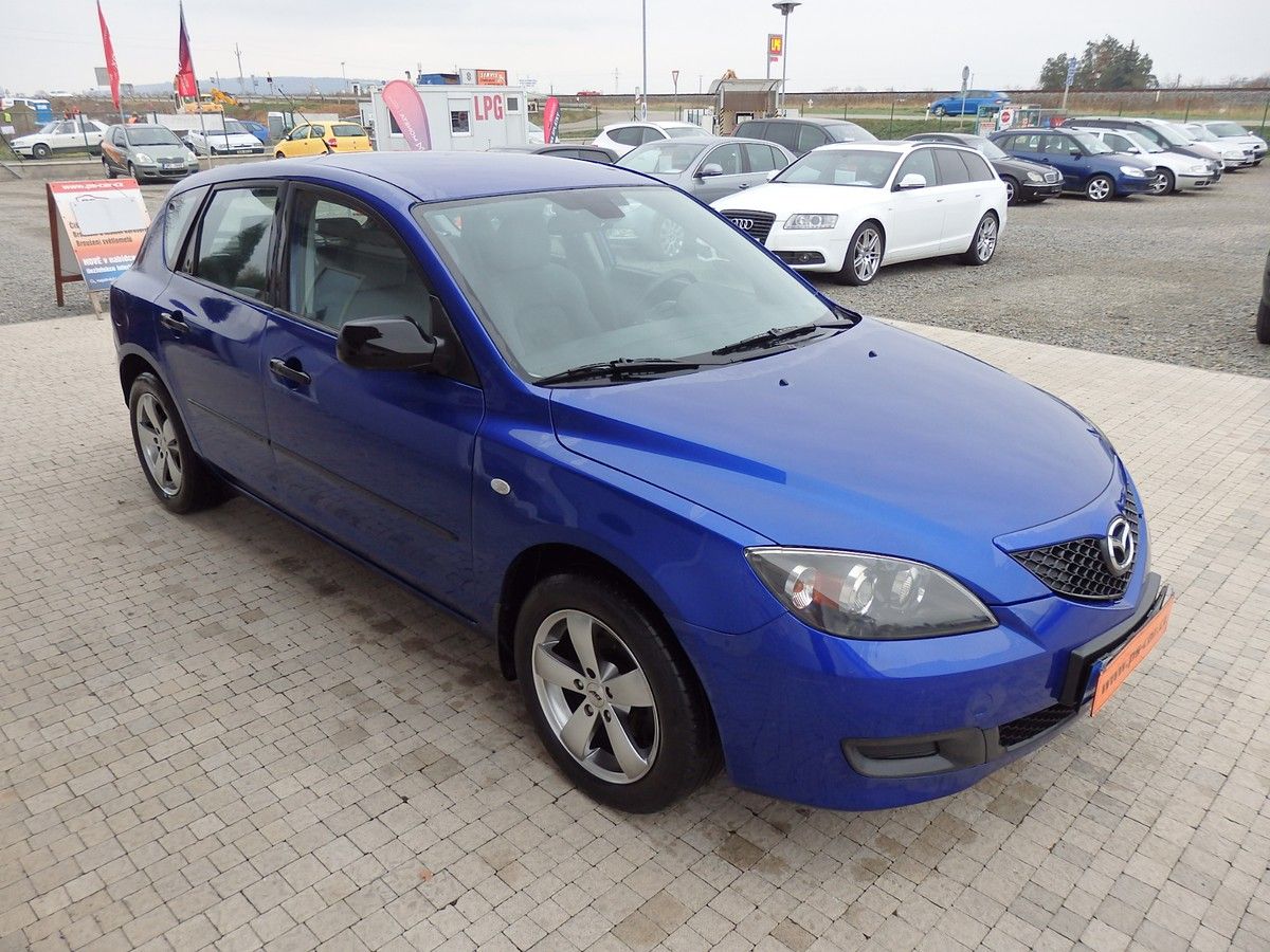 Mazda 3, 1,6 HDi 80kW KLIMA, SERVISKA - fotka 3