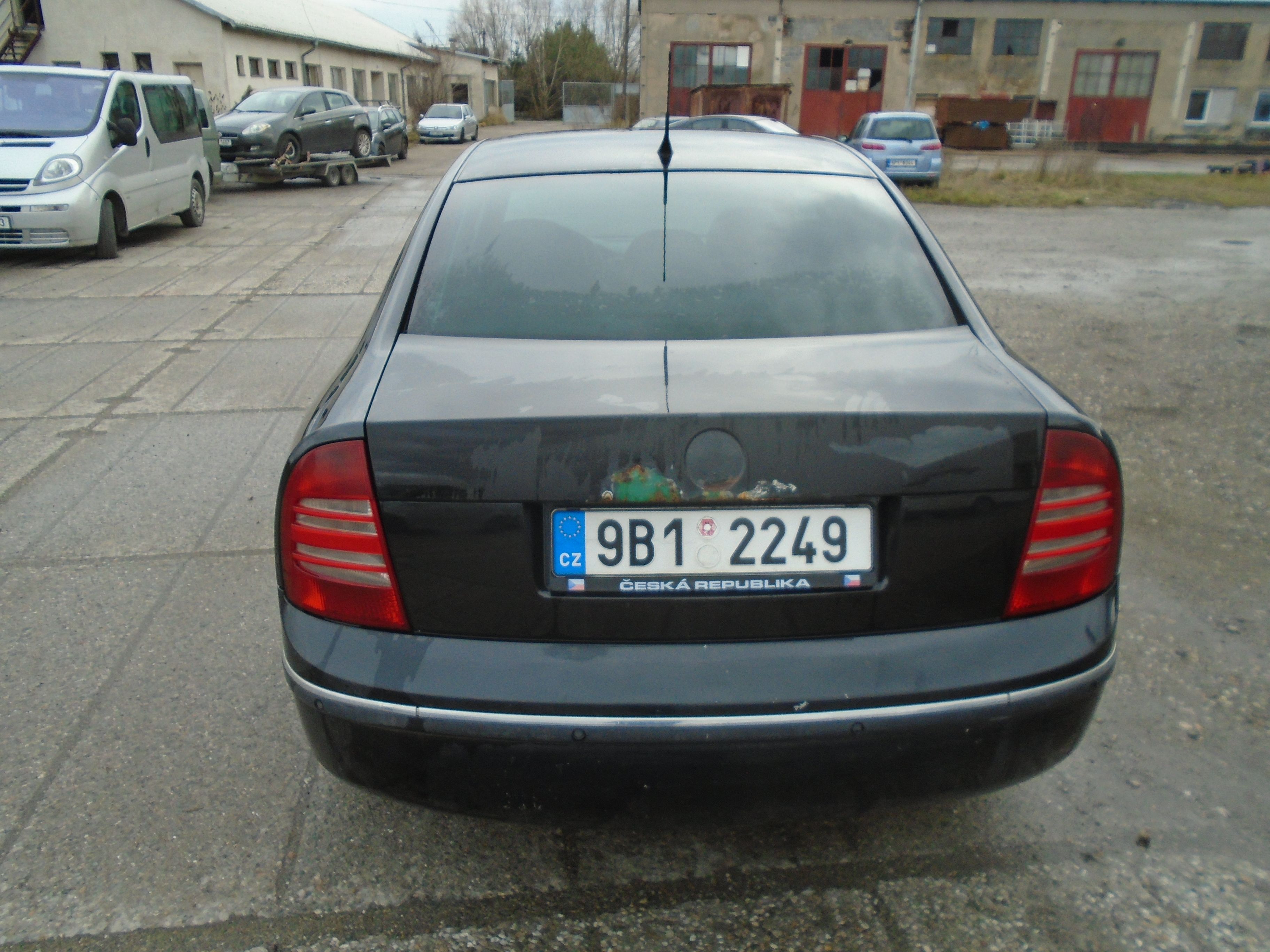 Škoda Superb, 2.5TDi120kw,ČR,KŮŽE,AUTOMAT - fotka 6