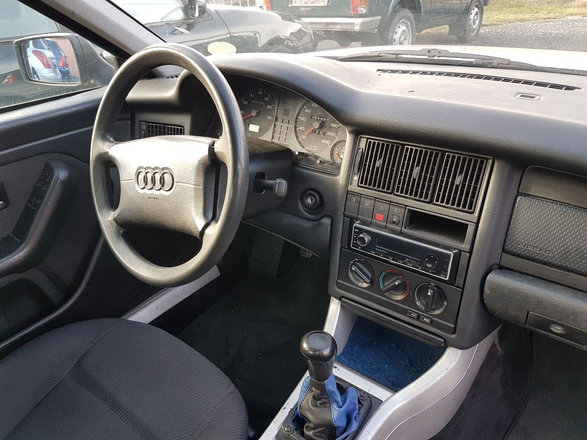 Audi 80, 2.0i 85KW KLIMA - fotka 6