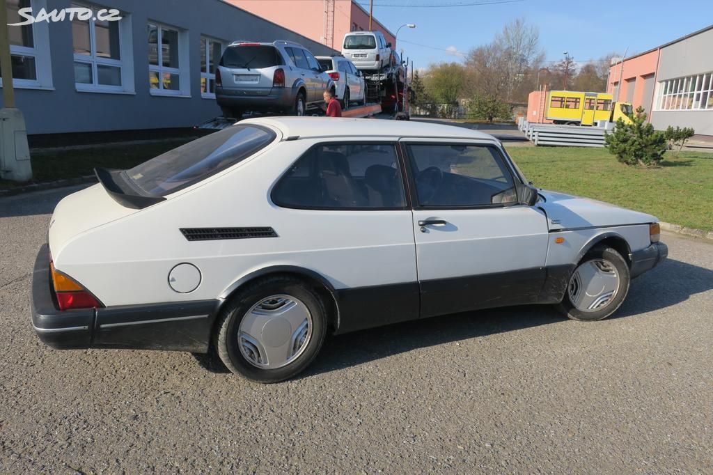 Saab 900, 2.0 TURBO, KLIMA, KŮŽE - fotka 6