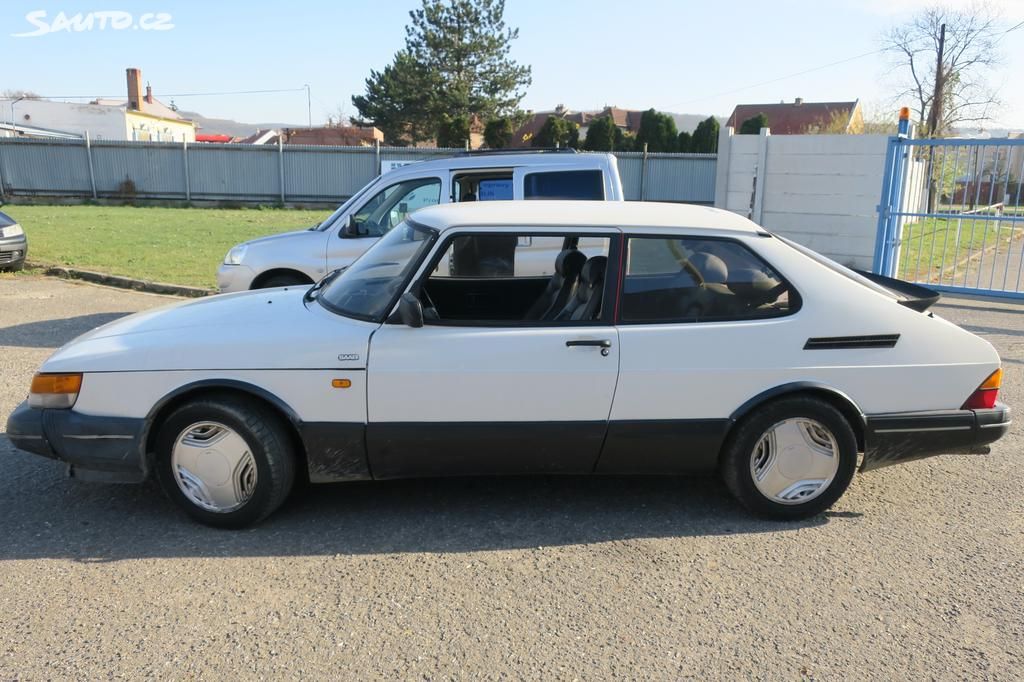 Saab 900, 2.0 TURBO, KLIMA, KŮŽE - fotka 2