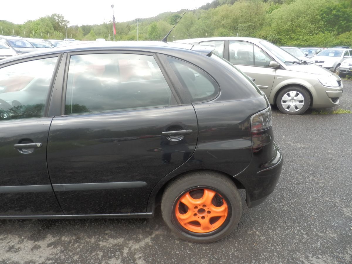 Seat Ibiza, 1,4 55KW DIGI-KLIMA - fotka 6