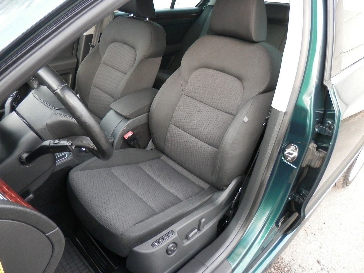 Škoda Superb, 2,0TDI CR 125kW 4x4 ELEGANCE - fotka 5
