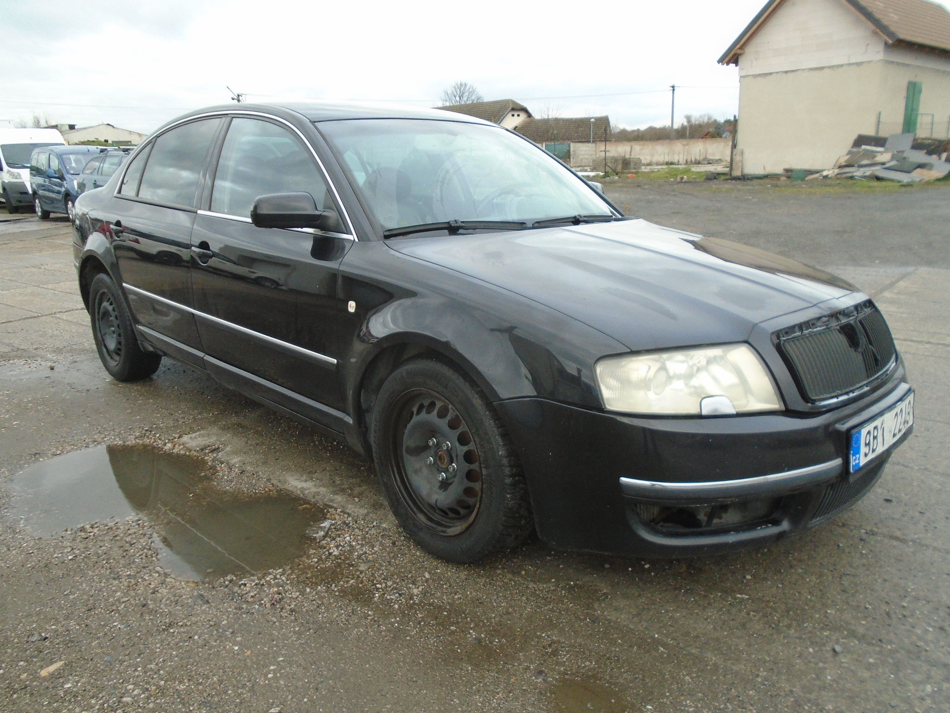 Škoda Superb, 2.5TDi120kw,ČR,KŮŽE,AUTOMAT - fotka 4