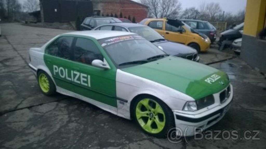 BMW Řada 3, 328i DRIFT