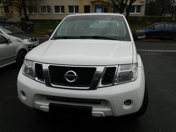 2.5 DCI 140 kw 4x4 7 MÍST
