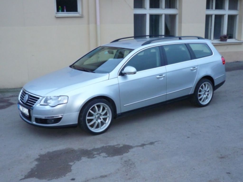 Volkswagen Passat, 2.0TDI KLIMA - fotka 5