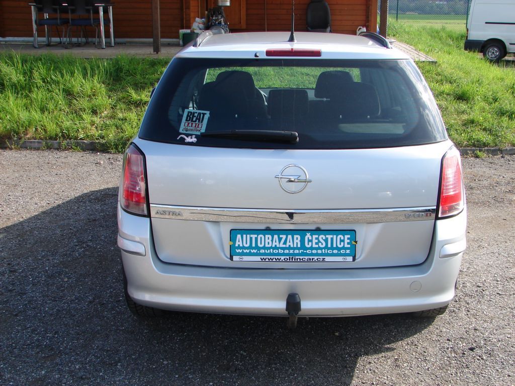 Opel Astra, 1.7 CDTI ecoFLEX - fotka 4