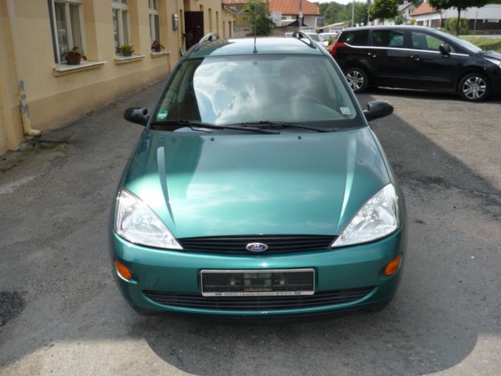 Ford Focus, 1.8i 16v Zetec.KLIMA.85kw. - fotka 2