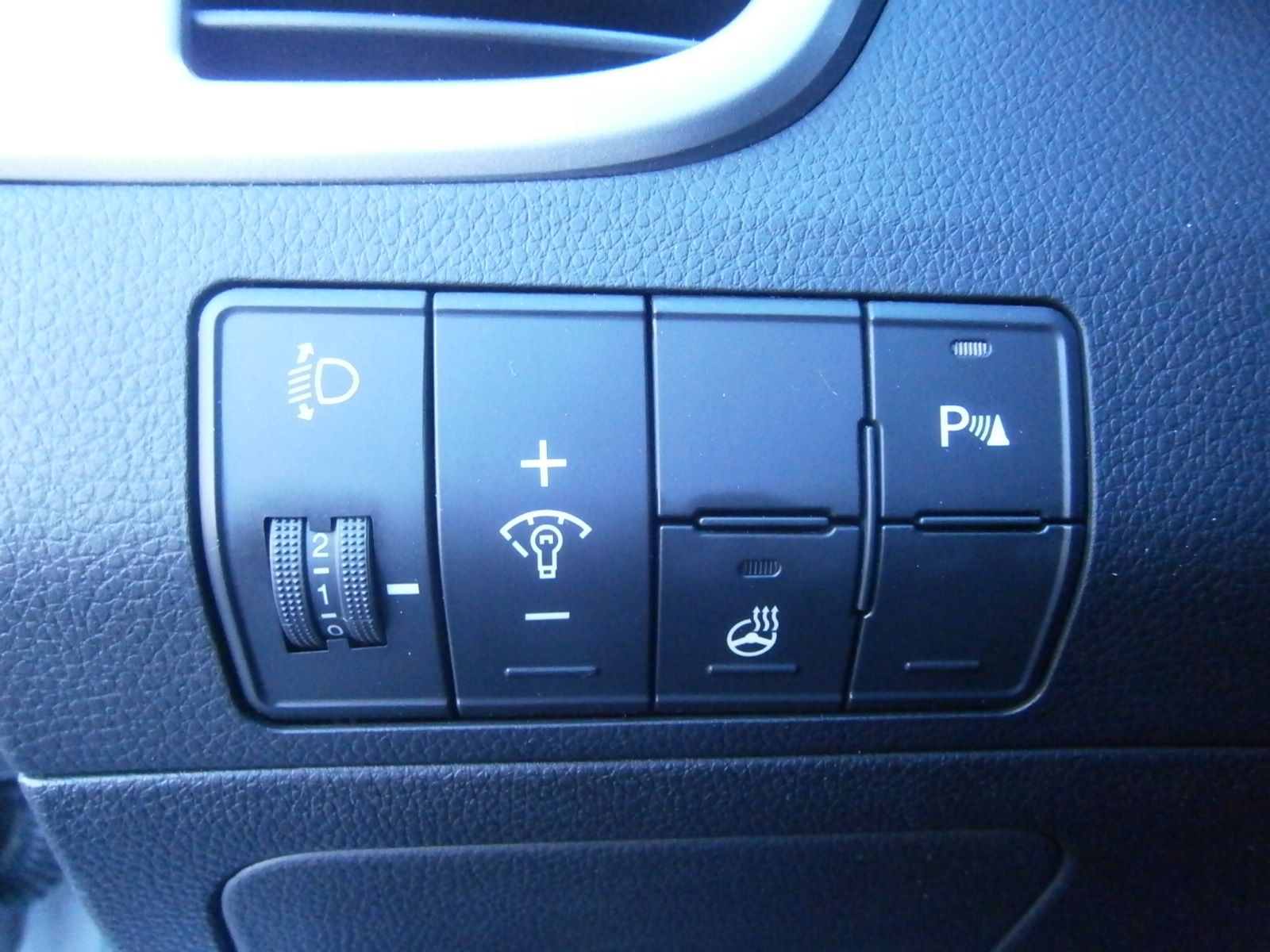 Hyundai i30, WG 1,6i Weekend ,digital.klima - fotka 6