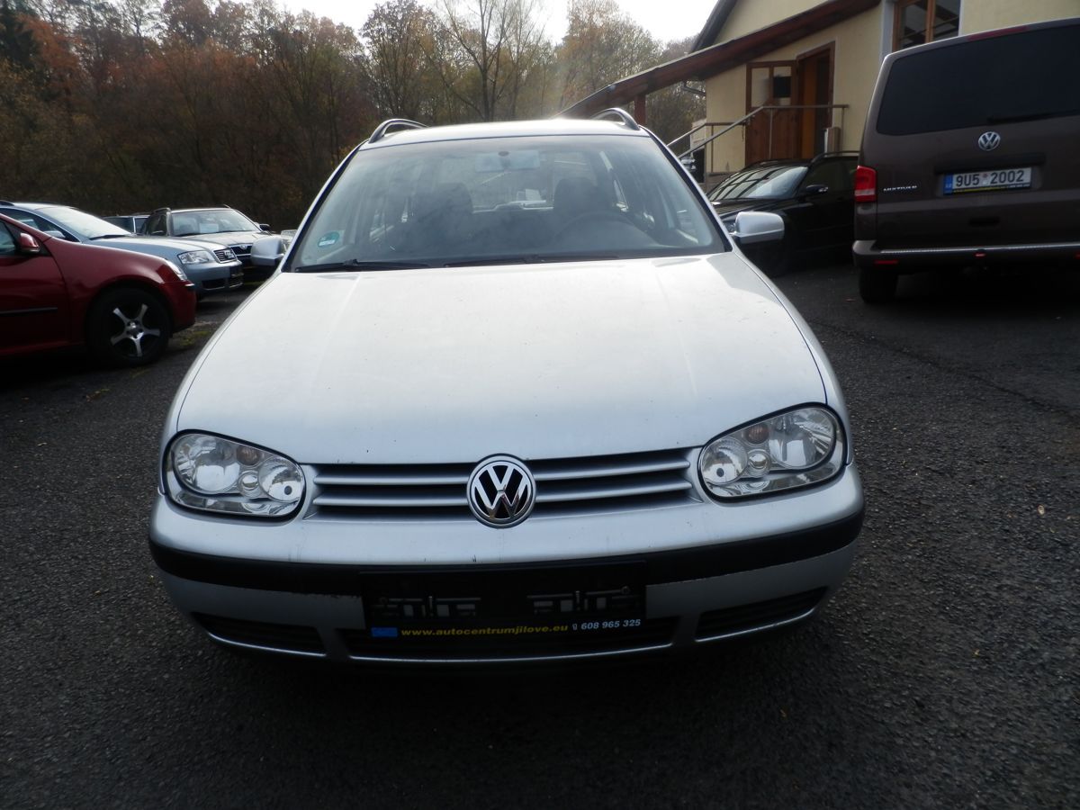 Volkswagen Golf, 1,4 55KW DIGI-KLIMA - fotka 2