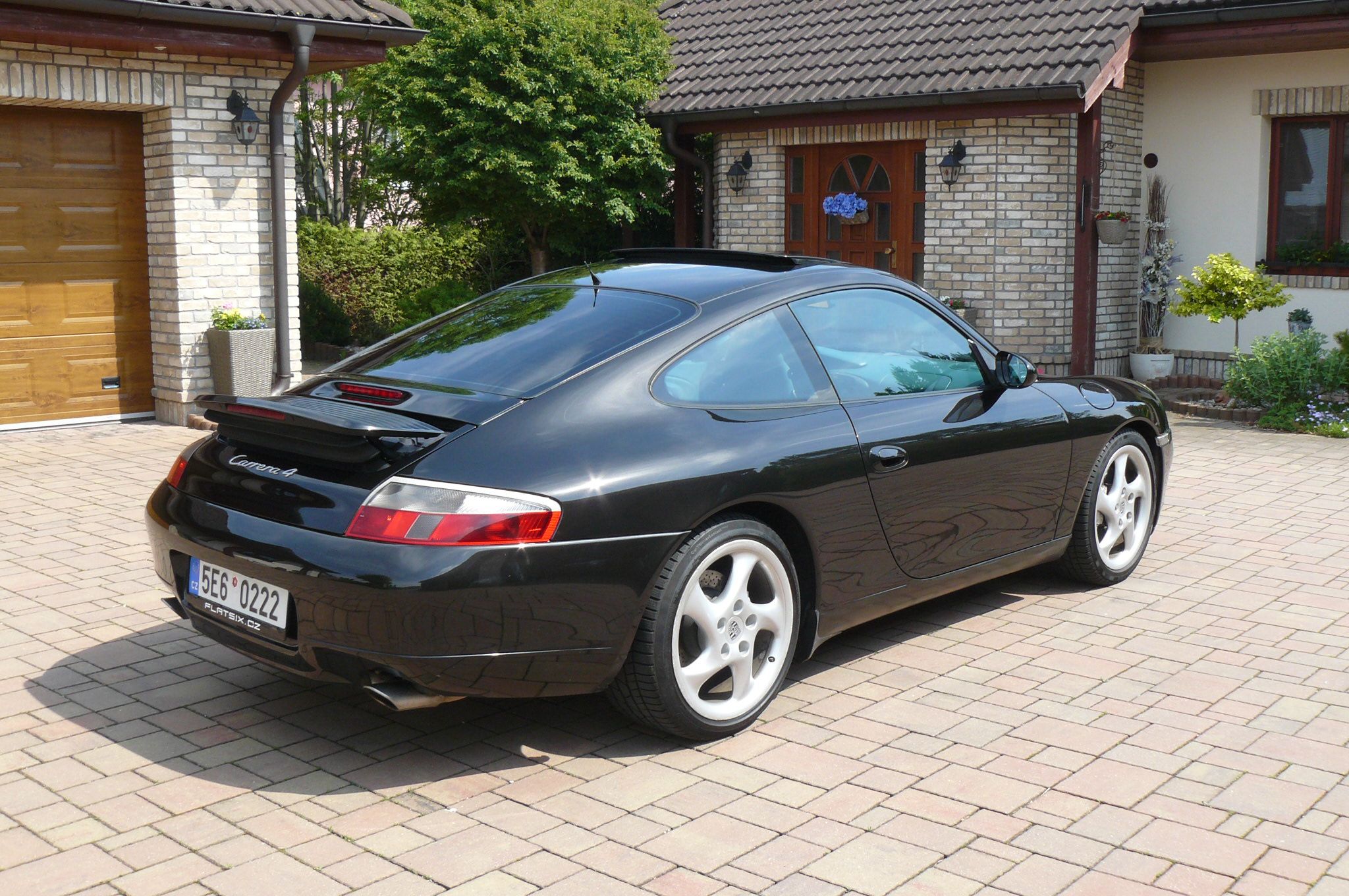 Porsche 911, CARRERA 4 - fotka 6
