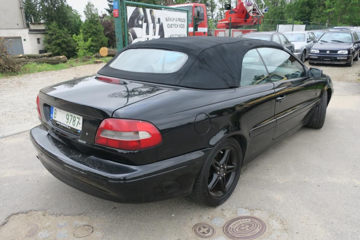 Volvo C70, 2.0i TURBO + LPG - fotka 6
