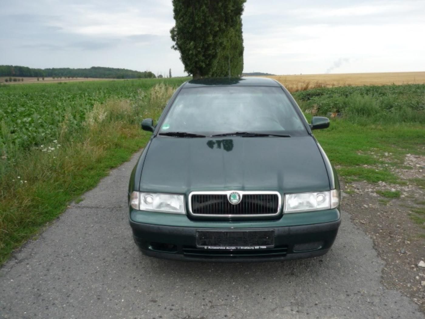 Škoda Octavia, 1.6i.Klima. - fotka 2