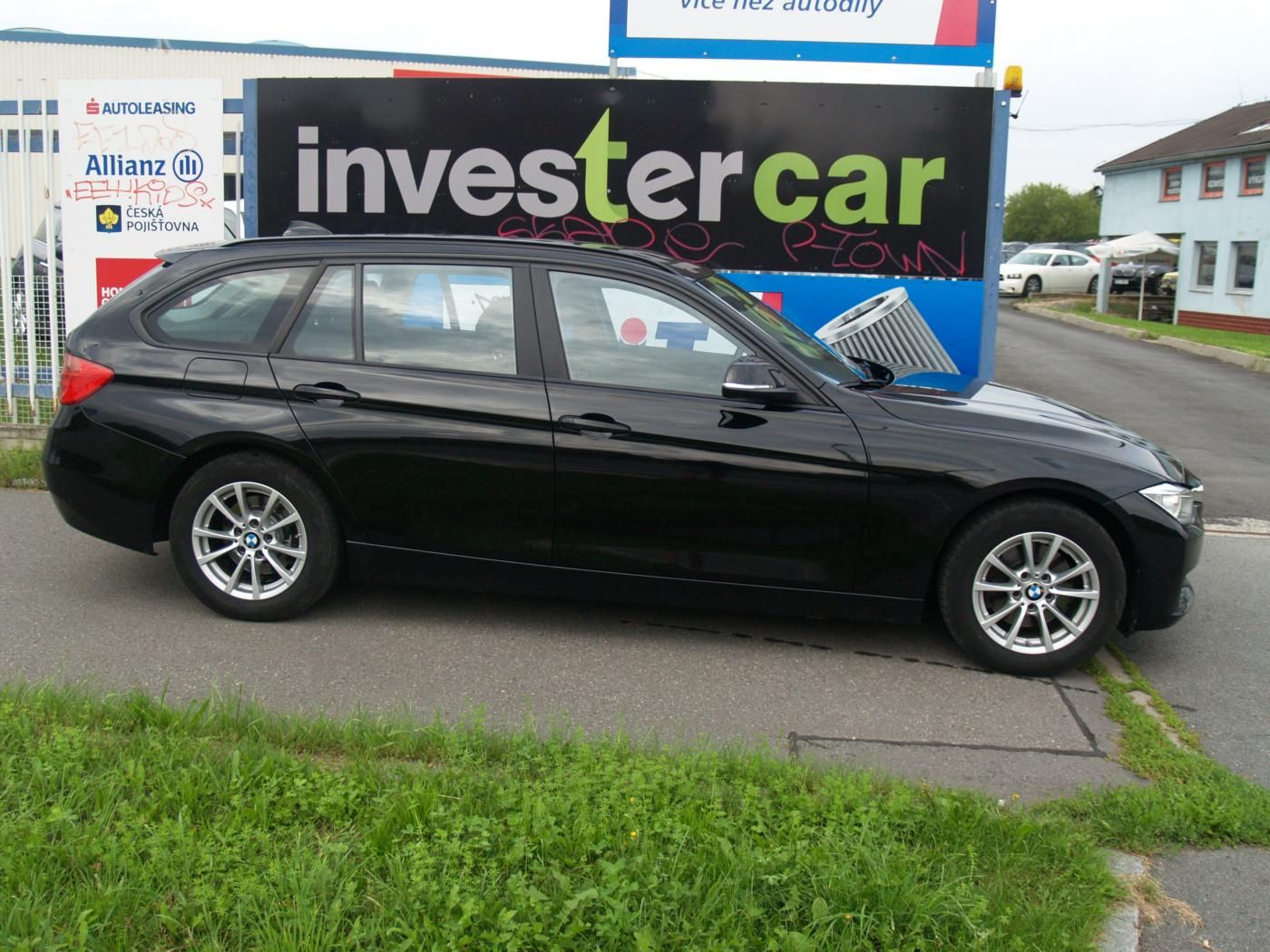 BMW Řada 3, 320d - fotka 6