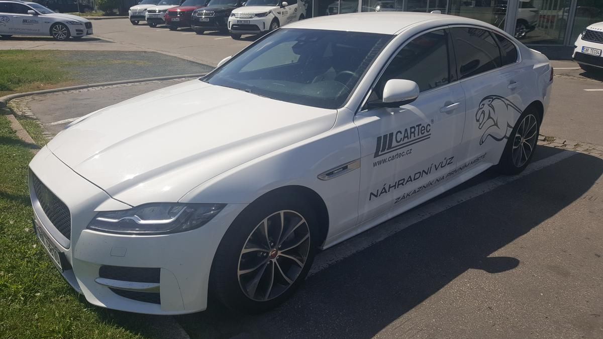 Jaguar XF, 2,0 i4D R-Sport Aut. - fotka 2