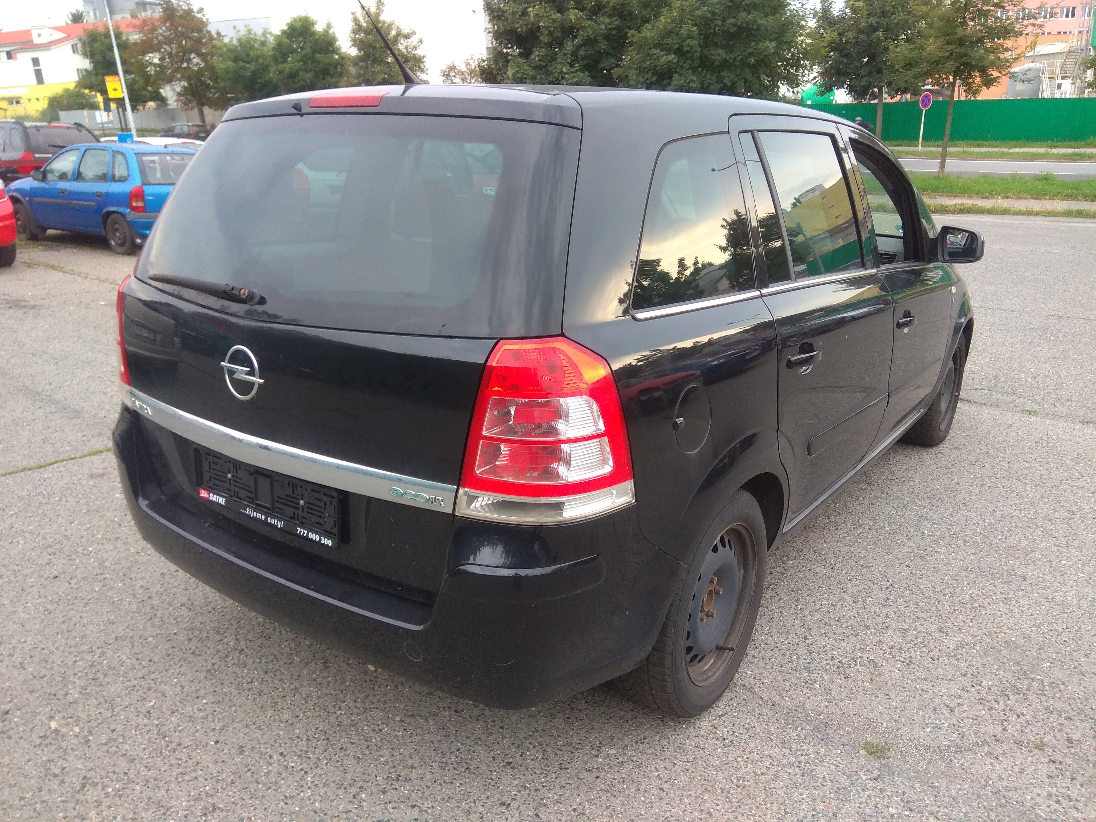 Opel Zafira, 1,7CDTi - fotka 4