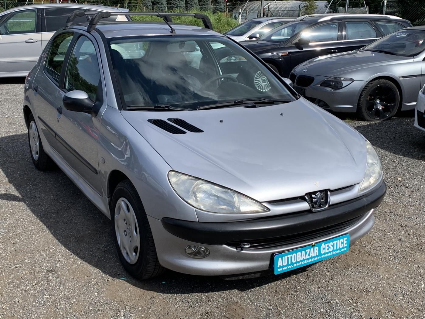 Peugeot 206, 1,4i - fotka 3