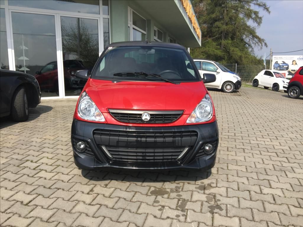Aixam GTO, 0,4 ABS, Carbon, park.senzory