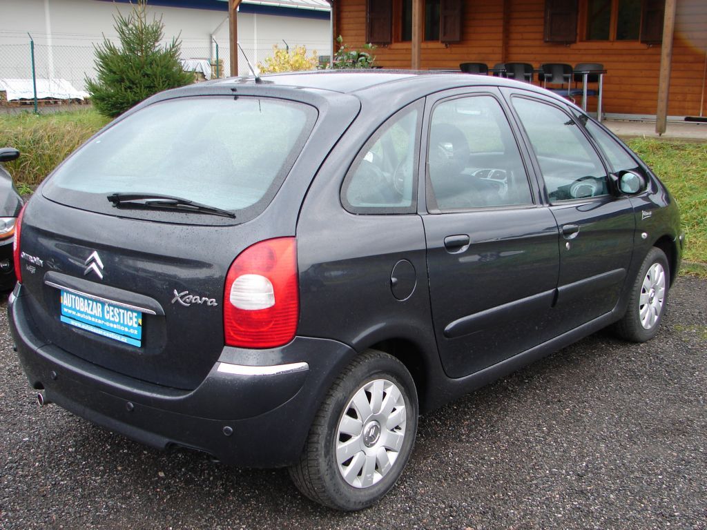 Citroën Xsara Picasso, 1,6 16V KLIMATRONIC ESP - fotka 5