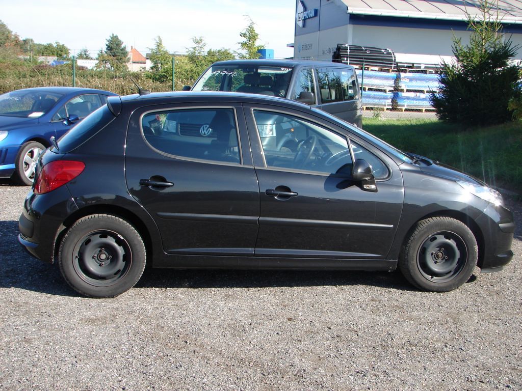 Peugeot 207, 1.6 HDi GT - fotka 6