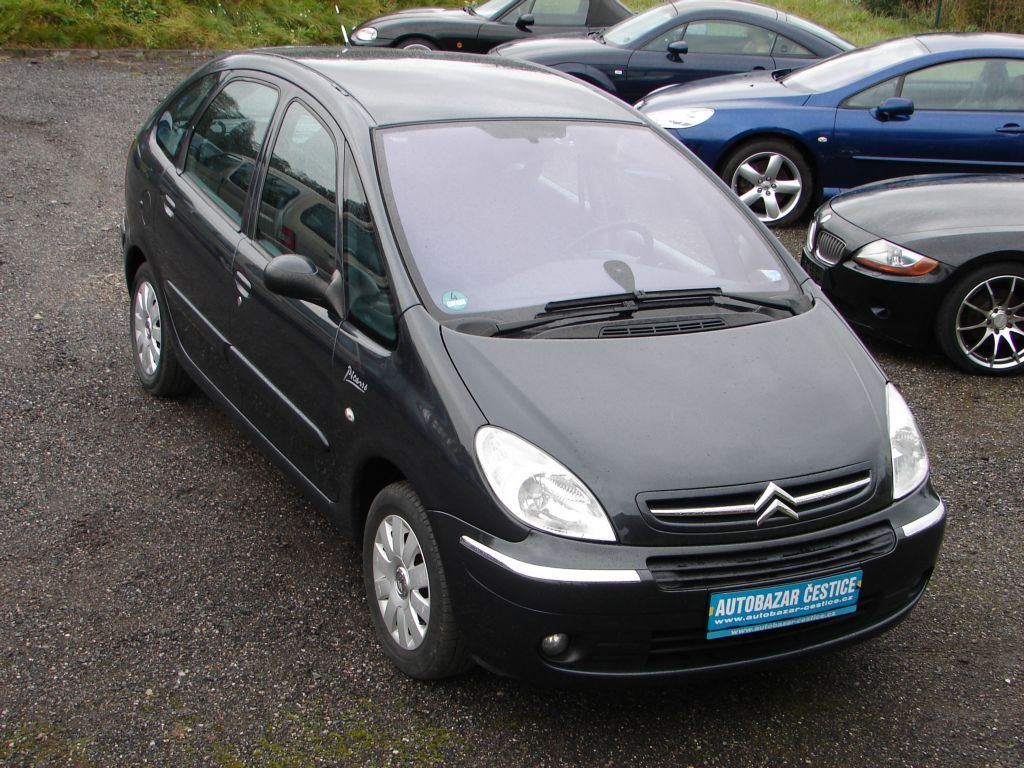 Citroën Xsara Picasso, 1,6 16V KLIMATRONIC ESP - fotka 3