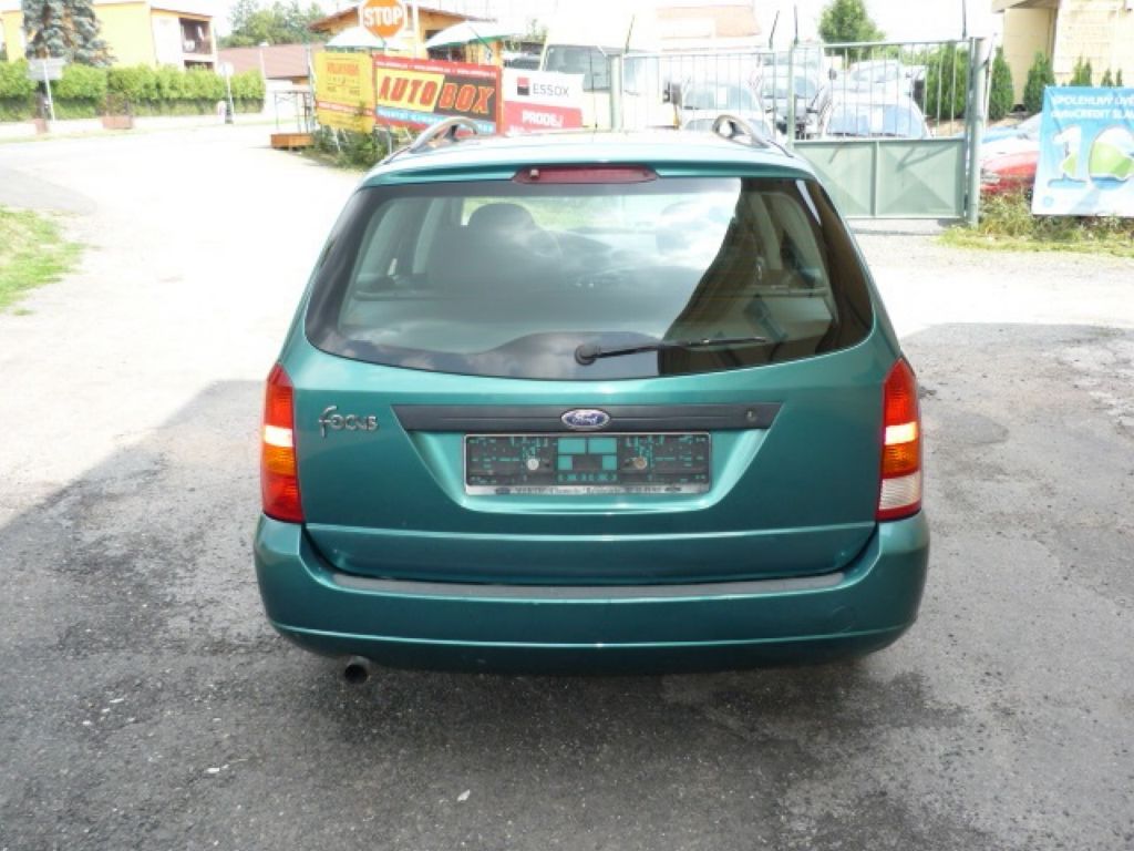 Ford Focus, 1.8i 16v Zetec.KLIMA.85kw. - fotka 5