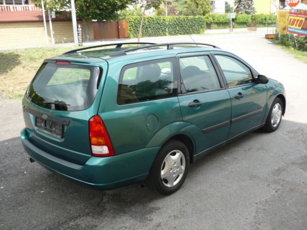 Ford Focus, 1.8i 16v Zetec.KLIMA.85kw. - fotka 6