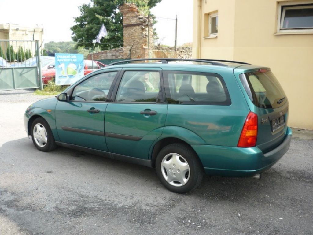 Ford Focus, 1.8i 16v Zetec.KLIMA.85kw. - fotka 4