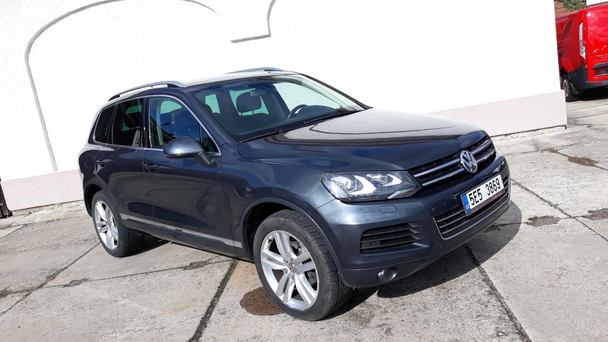 Volkswagen Touareg, 3.0TDI 180KW NAVI ALU20 BIXEN - fotka 2