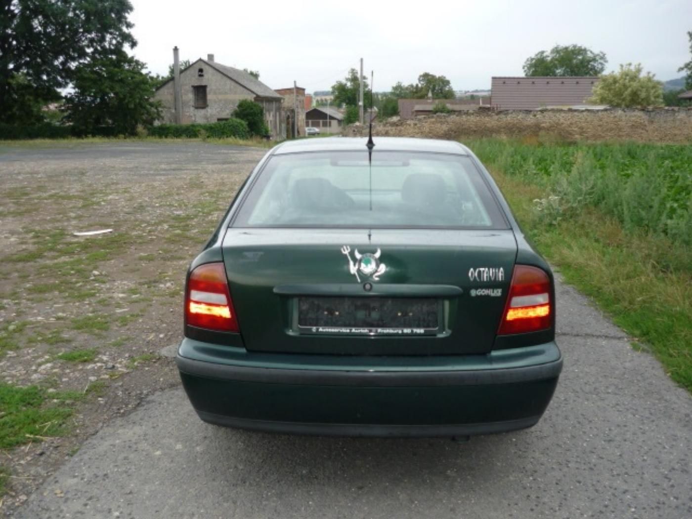 Škoda Octavia, 1.6i.Klima. - fotka 5