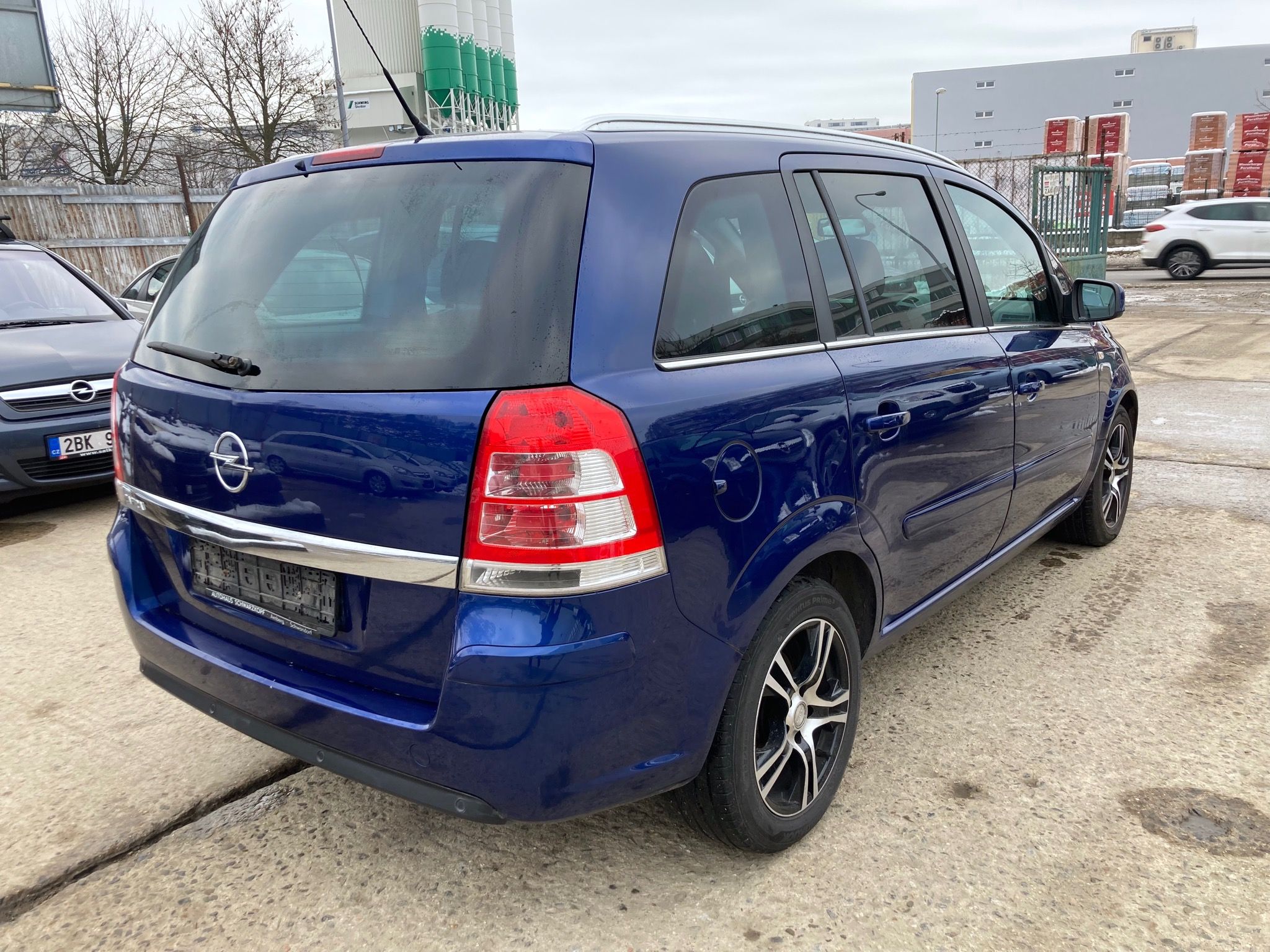 Opel Zafira, B 1,8 16V, 7 míst - fotka 5