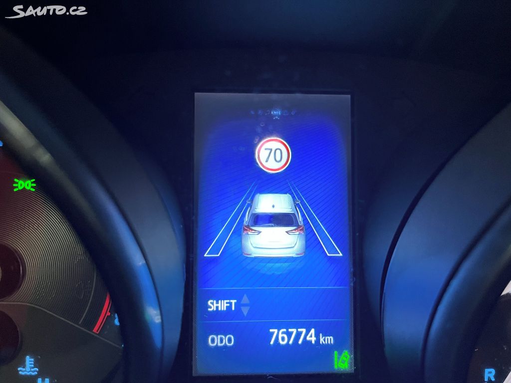 Toyota Auris, fotka 23