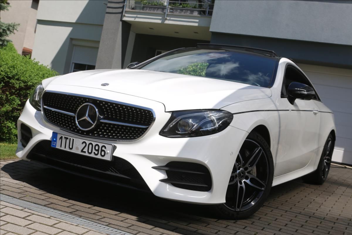 Mercedes-Benz Třídy E, 4 MATIC 1.maj ČR DPH,59TKM
