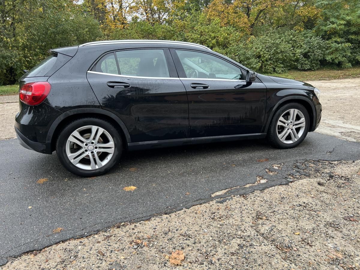 Mercedes-Benz GLA, 200d 4Matic Urban-ODPOČET DPH - fotka 2